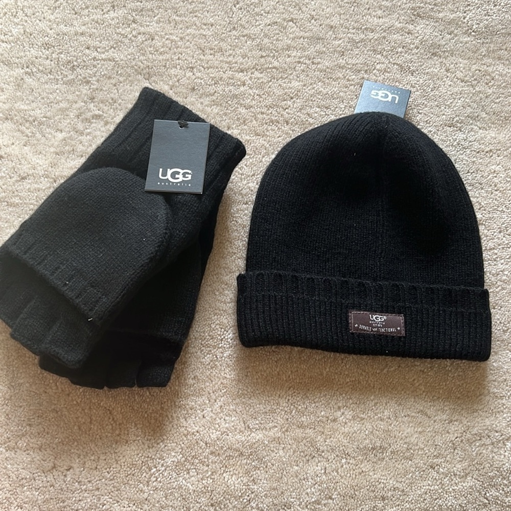 UGG Hat and glove set